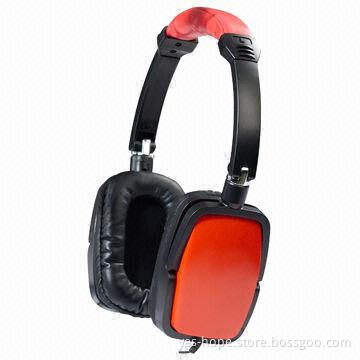 Professional noise-cancelling headphone for studios